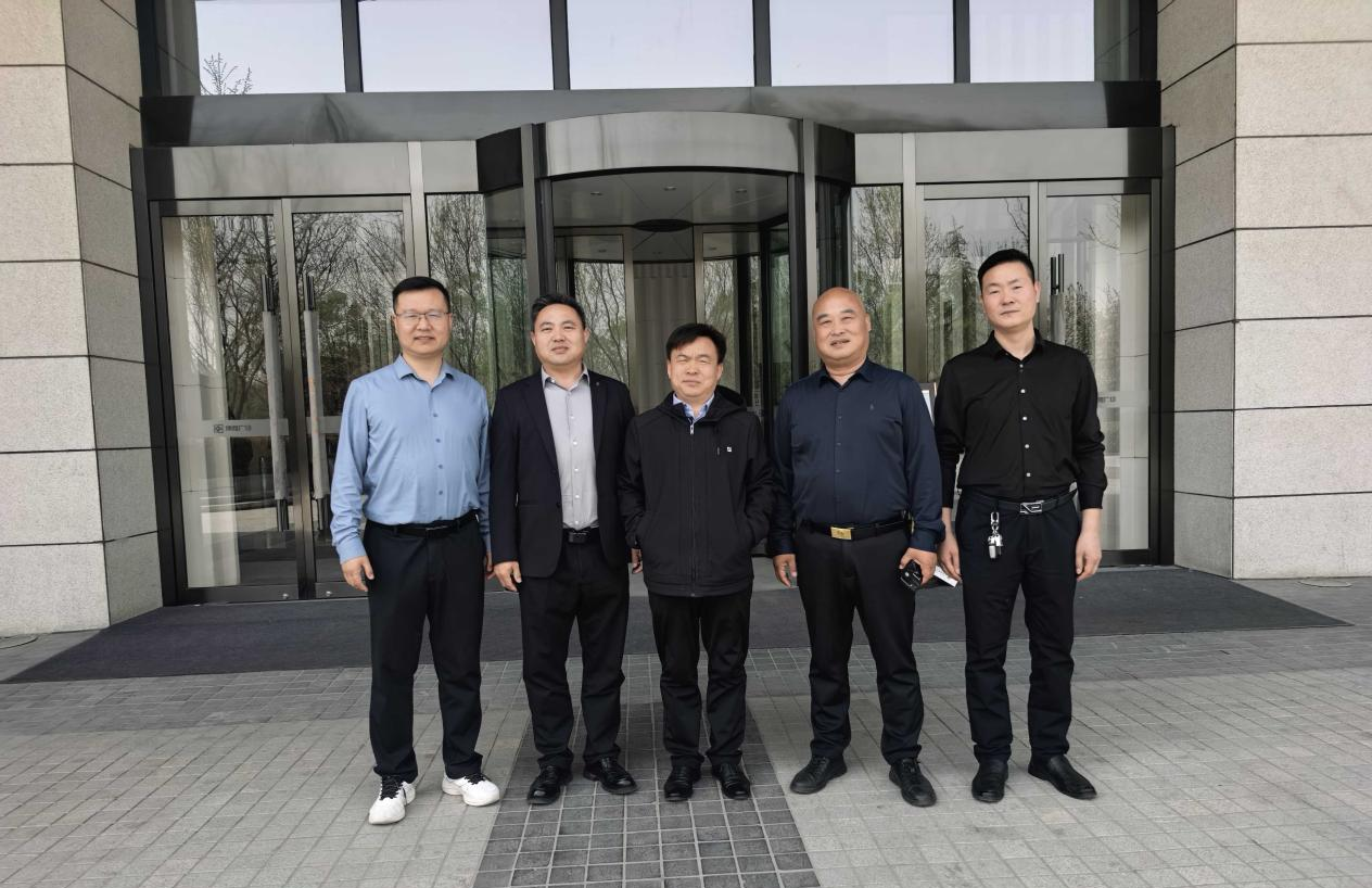 教育行業(yè)多單位領導蒞臨中博奧技術有限公司